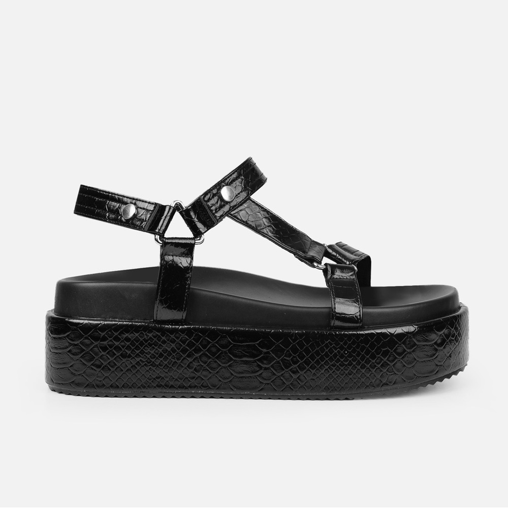JAMARNI BLACK CROC PRINT FLATFORM SANDALS Women Size 6
